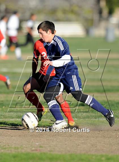 Thumbnail 2 in Saugus vs. Cleveland photogallery.