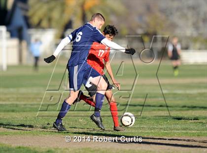 Thumbnail 1 in Saugus vs. Cleveland photogallery.