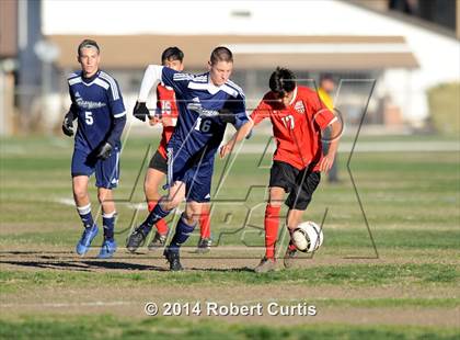 Thumbnail 1 in Saugus vs. Cleveland photogallery.