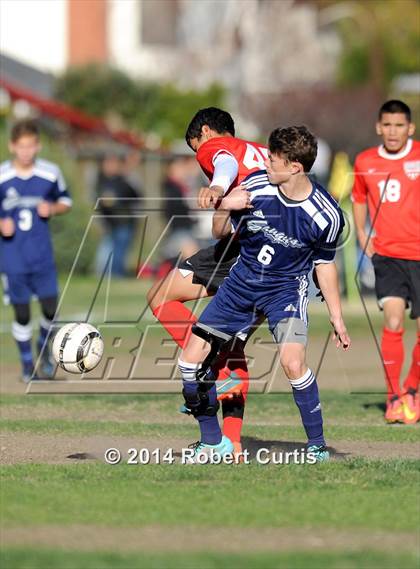 Thumbnail 3 in Saugus vs. Cleveland photogallery.
