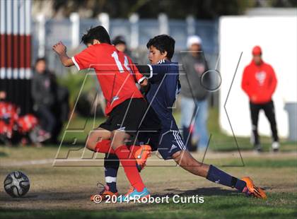 Thumbnail 3 in Saugus vs. Cleveland photogallery.