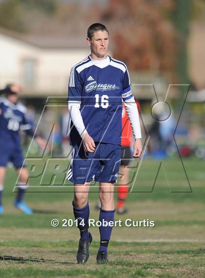 Thumbnail 3 in Saugus vs. Cleveland photogallery.