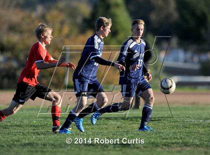 Thumbnail 2 in Saugus vs. Cleveland photogallery.