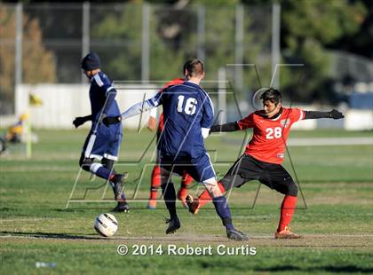 Thumbnail 2 in Saugus vs. Cleveland photogallery.