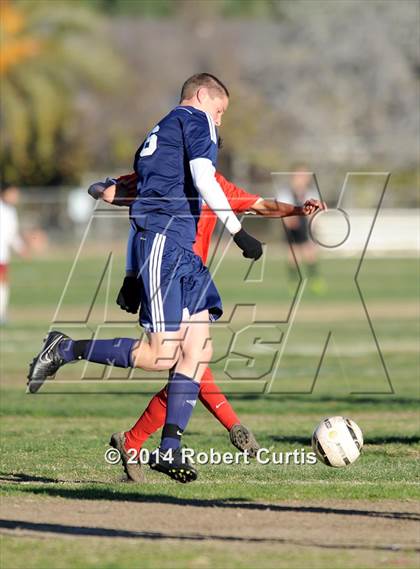 Thumbnail 2 in Saugus vs. Cleveland photogallery.