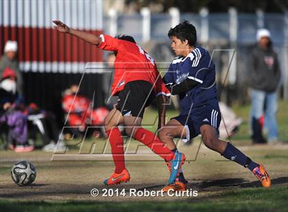 Thumbnail 1 in Saugus vs. Cleveland photogallery.