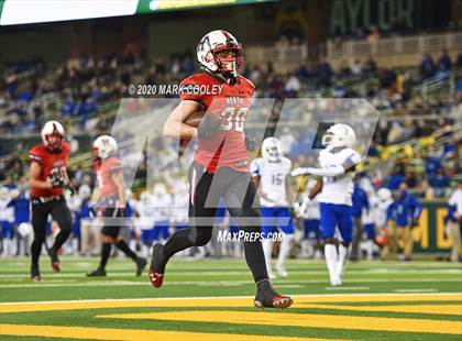 Thumbnail 3 in Rockwall-Heath vs. Temple (UIL 6A Area Playoff) photogallery.