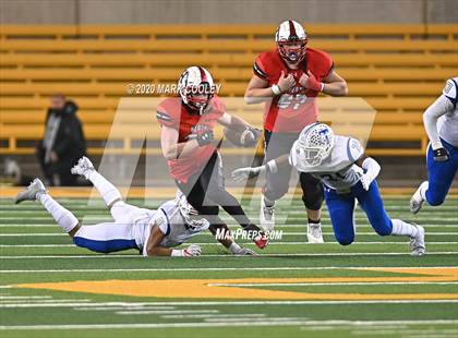 Thumbnail 1 in Rockwall-Heath vs. Temple (UIL 6A Area Playoff) photogallery.