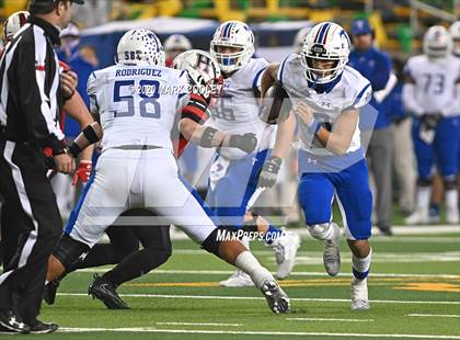Thumbnail 2 in Rockwall-Heath vs. Temple (UIL 6A Area Playoff) photogallery.
