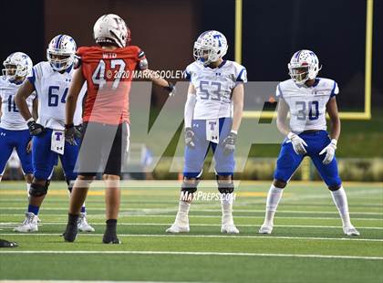 Thumbnail 1 in Rockwall-Heath vs. Temple (UIL 6A Area Playoff) photogallery.