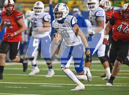 Thumbnail 1 in Rockwall-Heath vs. Temple (UIL 6A Area Playoff) photogallery.