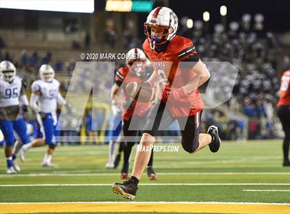 Thumbnail 1 in Rockwall-Heath vs. Temple (UIL 6A Area Playoff) photogallery.
