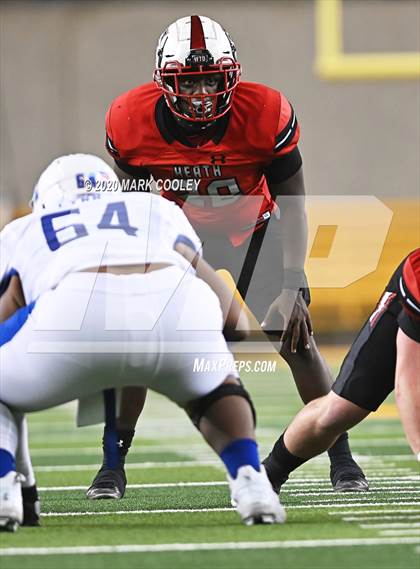 Thumbnail 2 in Rockwall-Heath vs. Temple (UIL 6A Area Playoff) photogallery.