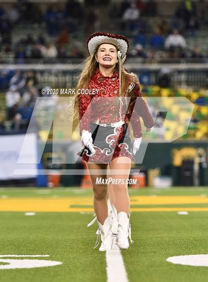Thumbnail 1 in Rockwall-Heath vs. Temple (UIL 6A Area Playoff) photogallery.