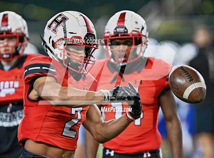 Thumbnail 1 in Rockwall-Heath vs. Temple (UIL 6A Area Playoff) photogallery.
