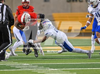 Thumbnail 2 in Rockwall-Heath vs. Temple (UIL 6A Area Playoff) photogallery.
