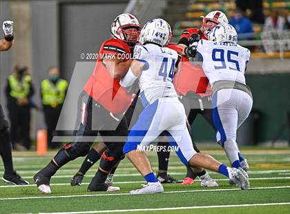 Thumbnail 2 in Rockwall-Heath vs. Temple (UIL 6A Area Playoff) photogallery.