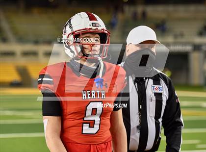 Thumbnail 2 in Rockwall-Heath vs. Temple (UIL 6A Area Playoff) photogallery.