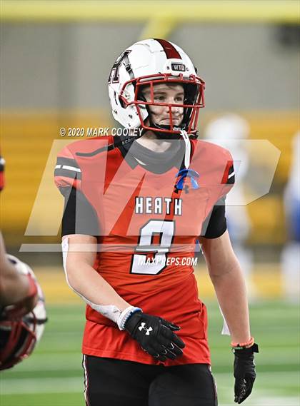 Thumbnail 3 in Rockwall-Heath vs. Temple (UIL 6A Area Playoff) photogallery.