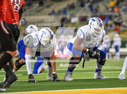 Thumbnail 3 in Rockwall-Heath vs. Temple (UIL 6A Area Playoff) photogallery.