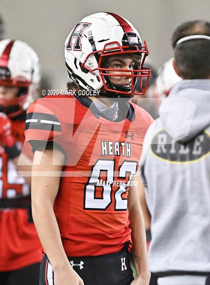 Thumbnail 1 in Rockwall-Heath vs. Temple (UIL 6A Area Playoff) photogallery.