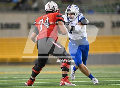Thumbnail 1 in Rockwall-Heath vs. Temple (UIL 6A Area Playoff) photogallery.