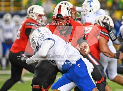 Thumbnail 1 in Rockwall-Heath vs. Temple (UIL 6A Area Playoff) photogallery.