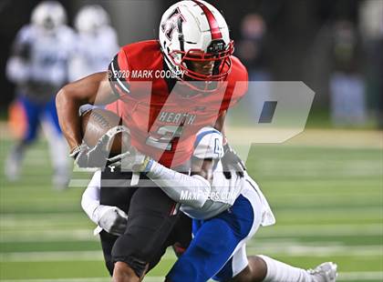 Thumbnail 3 in Rockwall-Heath vs. Temple (UIL 6A Area Playoff) photogallery.