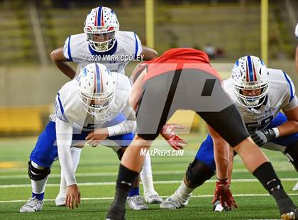 Thumbnail 1 in Rockwall-Heath vs. Temple (UIL 6A Area Playoff) photogallery.
