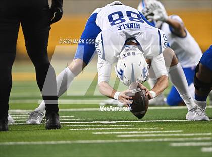 Thumbnail 2 in Rockwall-Heath vs. Temple (UIL 6A Area Playoff) photogallery.