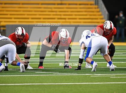 Thumbnail 2 in Rockwall-Heath vs. Temple (UIL 6A Area Playoff) photogallery.