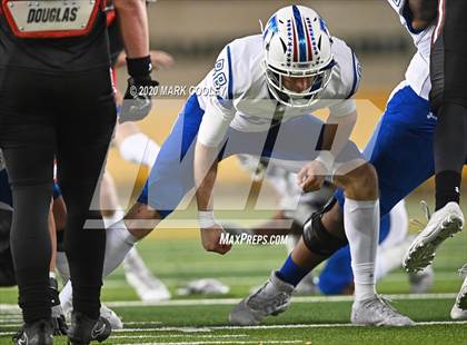 Thumbnail 1 in Rockwall-Heath vs. Temple (UIL 6A Area Playoff) photogallery.