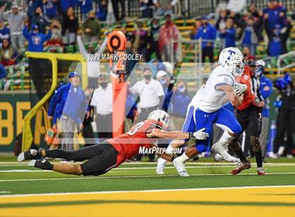 Thumbnail 1 in Rockwall-Heath vs. Temple (UIL 6A Area Playoff) photogallery.
