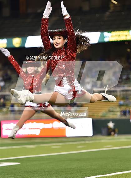 Thumbnail 1 in Rockwall-Heath vs. Temple (UIL 6A Area Playoff) photogallery.