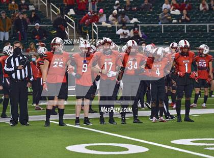 Thumbnail 3 in Rockwall-Heath vs. Temple (UIL 6A Area Playoff) photogallery.
