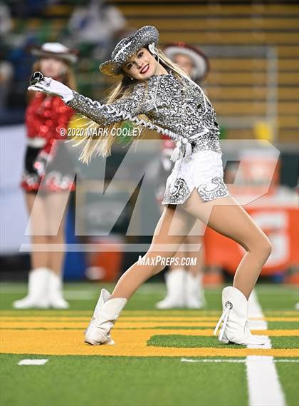 Thumbnail 3 in Rockwall-Heath vs. Temple (UIL 6A Area Playoff) photogallery.