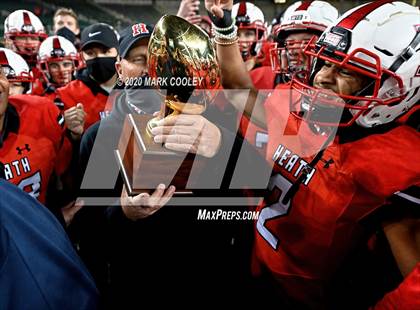 Thumbnail 1 in Rockwall-Heath vs. Temple (UIL 6A Area Playoff) photogallery.