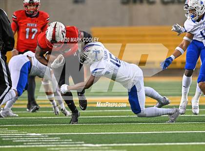 Thumbnail 1 in Rockwall-Heath vs. Temple (UIL 6A Area Playoff) photogallery.