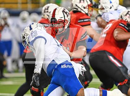 Thumbnail 3 in Rockwall-Heath vs. Temple (UIL 6A Area Playoff) photogallery.