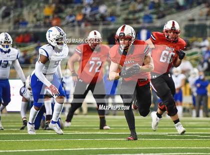 Thumbnail 1 in Rockwall-Heath vs. Temple (UIL 6A Area Playoff) photogallery.