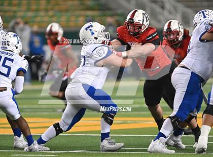 Thumbnail 3 in Rockwall-Heath vs. Temple (UIL 6A Area Playoff) photogallery.