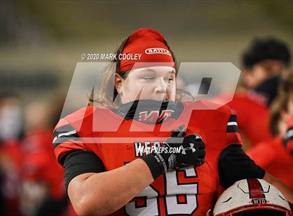 Thumbnail 1 in Rockwall-Heath vs. Temple (UIL 6A Area Playoff) photogallery.