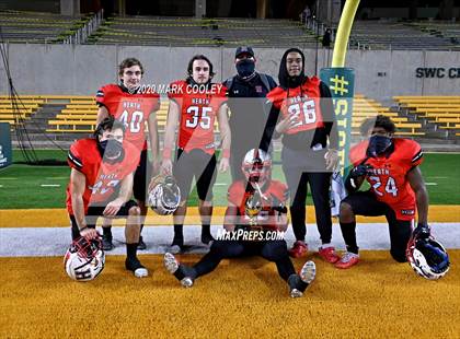 Thumbnail 1 in Rockwall-Heath vs. Temple (UIL 6A Area Playoff) photogallery.