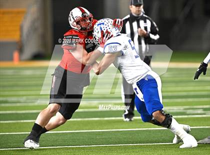 Thumbnail 1 in Rockwall-Heath vs. Temple (UIL 6A Area Playoff) photogallery.