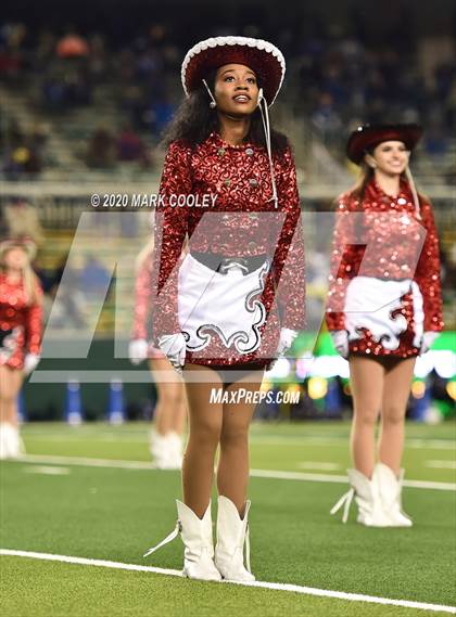 Thumbnail 2 in Rockwall-Heath vs. Temple (UIL 6A Area Playoff) photogallery.
