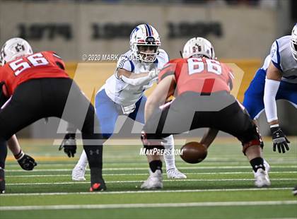 Thumbnail 3 in Rockwall-Heath vs. Temple (UIL 6A Area Playoff) photogallery.