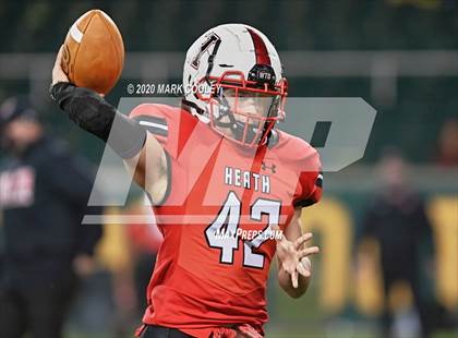 Thumbnail 3 in Rockwall-Heath vs. Temple (UIL 6A Area Playoff) photogallery.