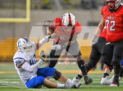 Thumbnail 2 in Rockwall-Heath vs. Temple (UIL 6A Area Playoff) photogallery.