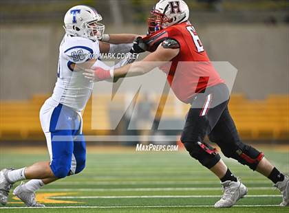 Thumbnail 2 in Rockwall-Heath vs. Temple (UIL 6A Area Playoff) photogallery.