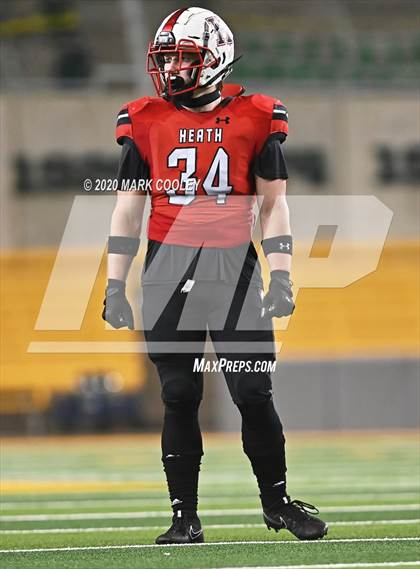 Thumbnail 3 in Rockwall-Heath vs. Temple (UIL 6A Area Playoff) photogallery.